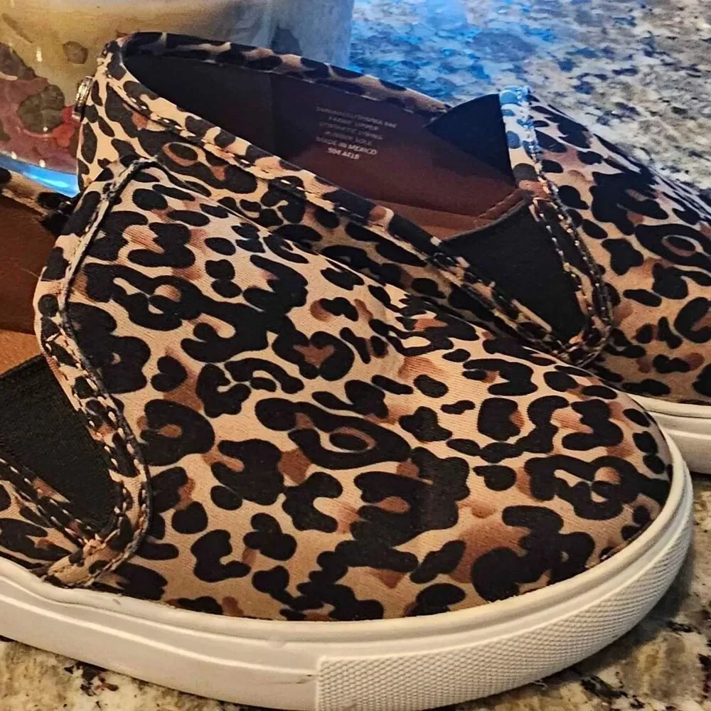 Steve Madden Women’s  Leopard Shoes -  Size 6.